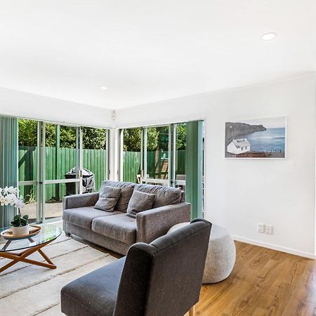 Private And Sunny 3-Bedroom Home With Parking โอ๊คแลนด์ ภายนอก รูปภาพ