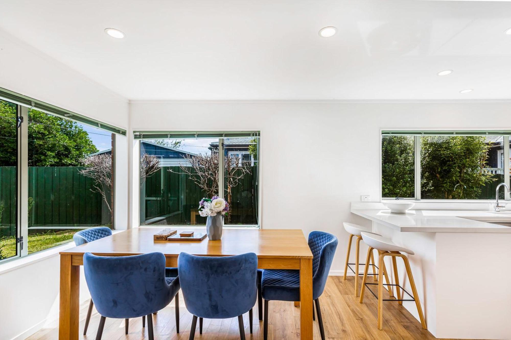 Private And Sunny 3-Bedroom Home With Parking โอ๊คแลนด์ ภายนอก รูปภาพ